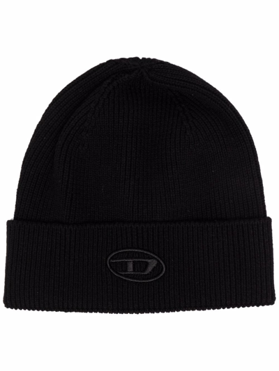 Diesel Ribbed Knitted Beanie In Schwarz