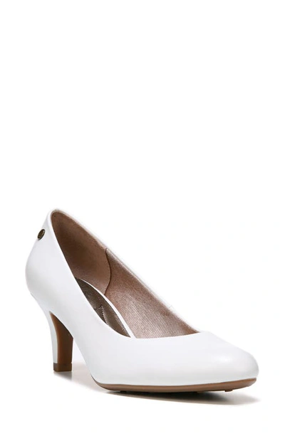 Lifestride Parigi Pump In White Faux Leather