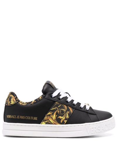 Versace Jeans Couture Logo-patch Lace-up Trainers In Schwarz