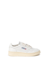 Autry Medalist Low-top Sneakers In White