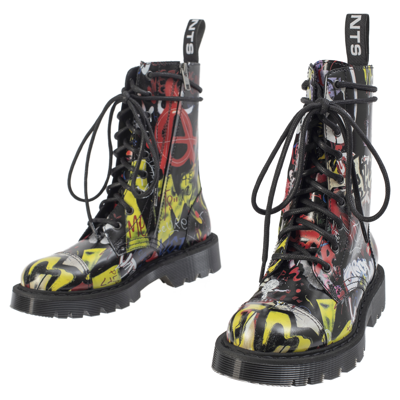 Vetements Graffiti Lace-up Boots In Black