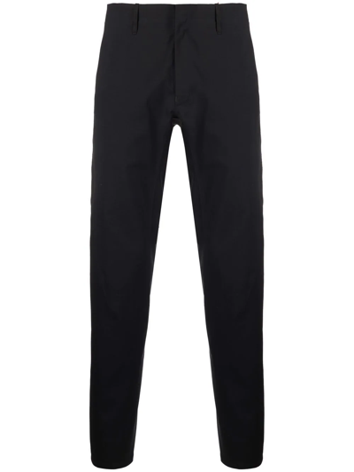 Veilance Concealed-front Trousers In Schwarz
