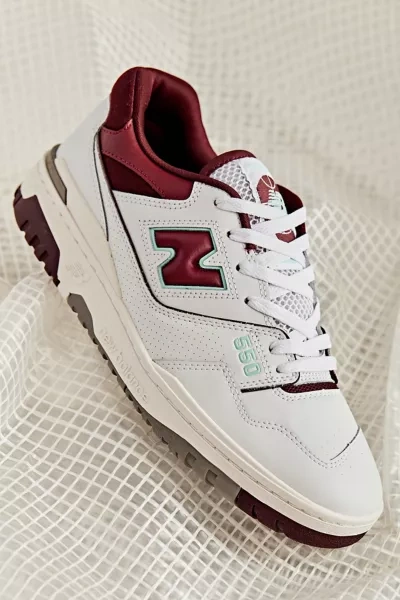 New Balance 550 Sneaker In Red Berry