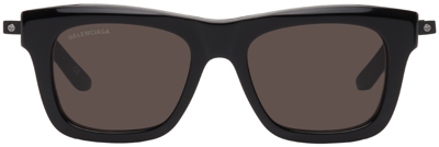 Balenciaga Black Rectangular Squared Sunglasses In 001 Black