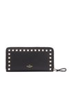 Valentino Rockstud-embellishment Zip-fastening Wallet In Black