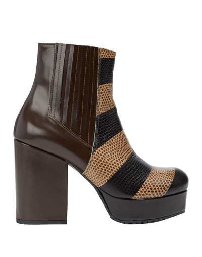 Tipe E Tacchi Ankle Boots In Brown