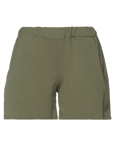 Fracomina Woman Shorts & Bermuda Shorts Military Green Size L Polyester, Elastane