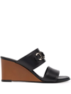 Ferragamo Horsebit-detail Open Toe Sandals In Schwarz