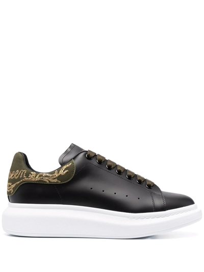 Alexander Mcqueen Oversize Low-top Sneakers In Schwarz