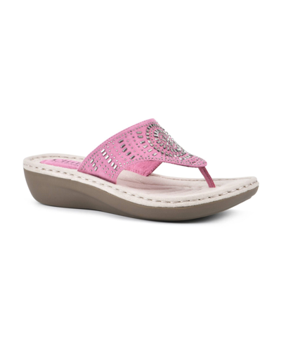 Cliffs By White Mountain Cienna Thong Comfort Sandal In Pink