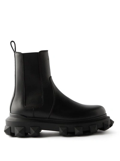 Valentino Garavani Trackstud Chelsea Boots In Leather In Black