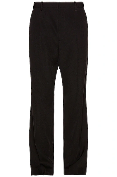 The Row Jude Trouser In Dark Blue