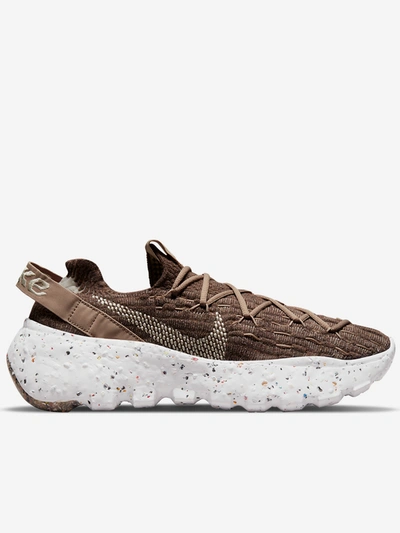Nike Space Hippie 04 Sneakers Cd3476-200 In Brown