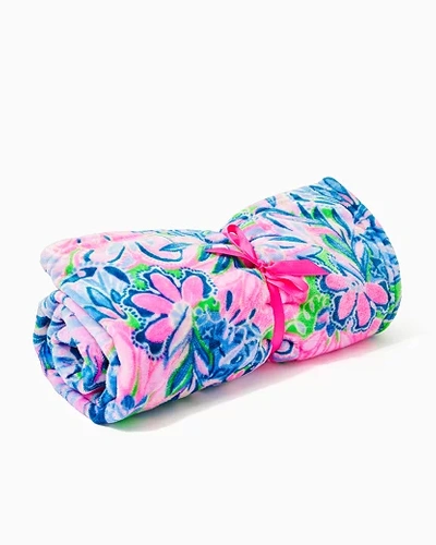Lilly Pulitzer Paradise Blanket, Dive Bar Fleece -  In Pink