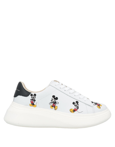 Moa Master Of Arts Sneakers In White