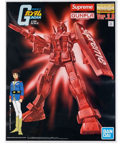 Supreme Mg 1/100 Rx-78-22 Gundam Ver 3.0 Figure In Red