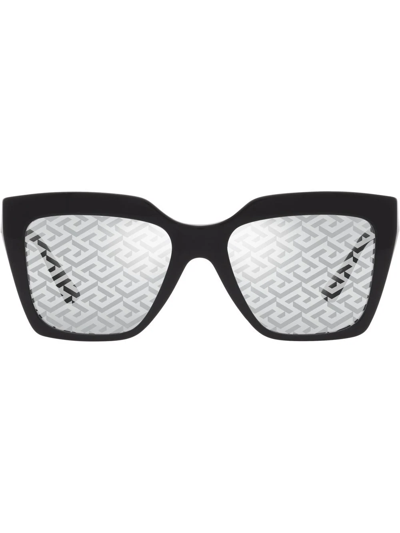 Versace Logo-lens Sunglasses In Grau