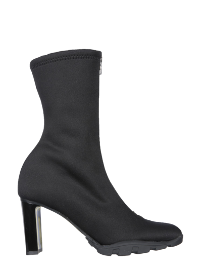 Alexander Mcqueen Slim Tread Boots In Black