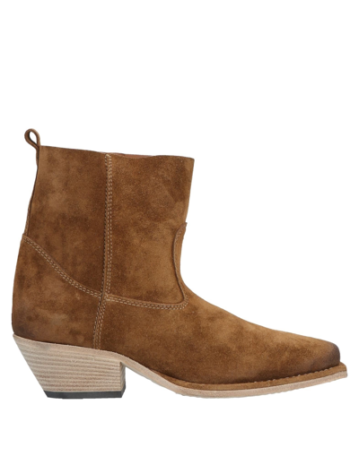 Vic Matie Ankle Boots In Beige