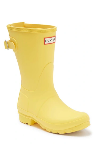 Hunter Original Short Back Adjustable Rain Boot In Primrose