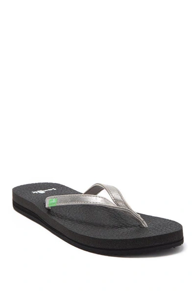 Sanuk Yoga Spree 4 Flip Flop Sandal In Silver