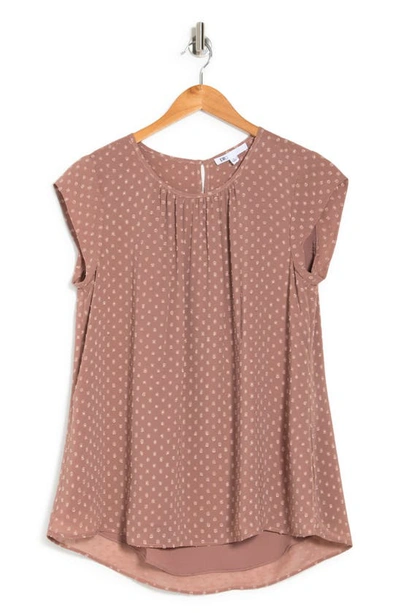 Dr2 By Daniel Rainn Floral Clip Dot Cap Sleeve Tunic Blouse In Rosy Brown