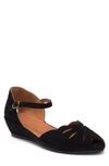 Gentle Souls By Kenneth Cole 'lily Moon' Sandal In Black Leather