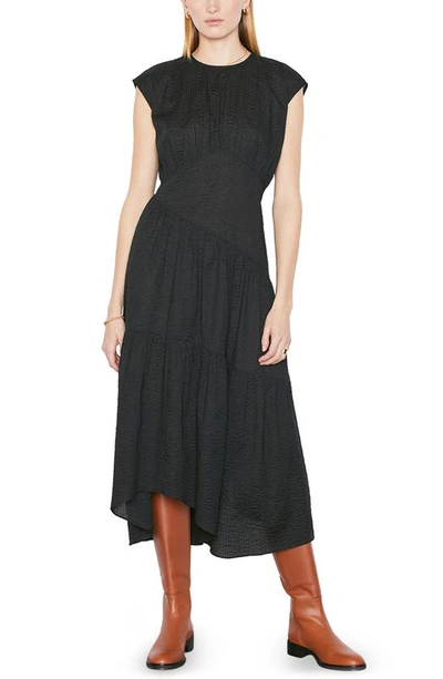 Frame Asymmetric Gathered Cotton-seersucker Dress In Noir