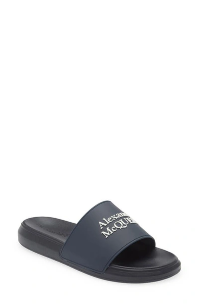 Alexander Mcqueen Hybrid Logo Slide Sandal In 4085 Navy/white