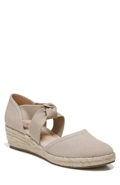 Lifestride Kascade Wedge Espadrille Sandal In Almond Milk Canvas