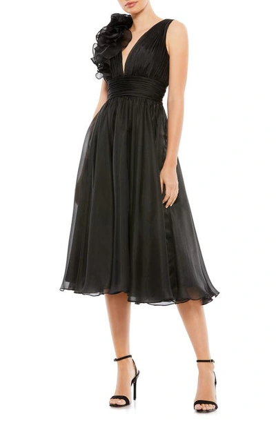 Mac Duggal Sleeveless Tea Length Dress In Black