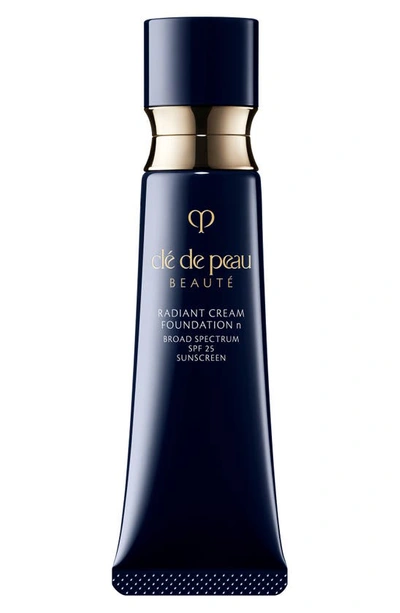 CLÉ DE PEAU BEAUTÉ BEAUTÉ RADIANT CREAM FOUNDATION SPF 25