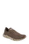 Apl Athletic Propulsion Labs Techloom Wave Hybrid Running Shoe In Chocolate / Pristine / Marble