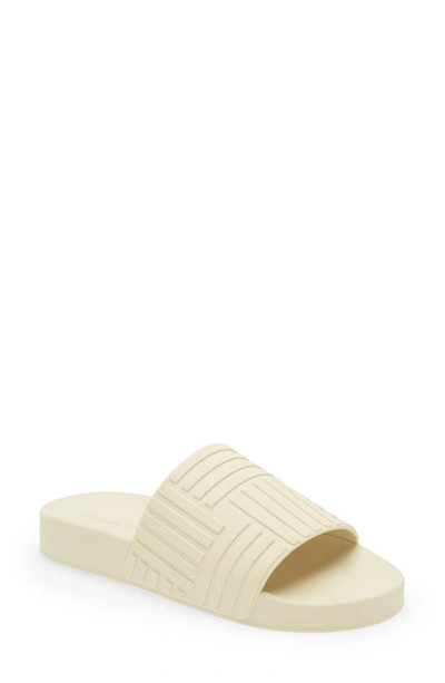 Bottega Veneta Intrecciato Embossed Slide Sandal In Sea Salt