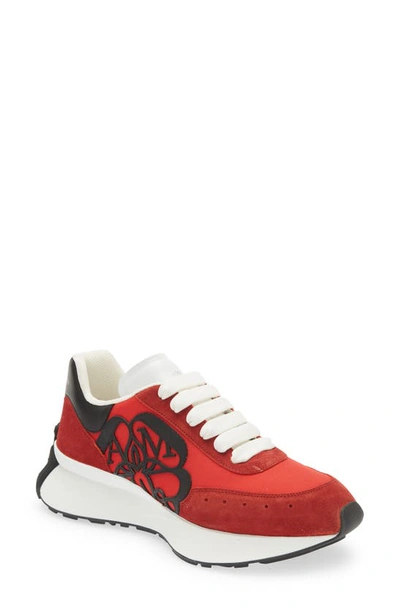 Alexander Mcqueen Sprint Runner Canvas And Suede Trainers In Lust Red