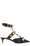 Valentino Garavani Garavani Roman Stud 40 Leather Pumps In Black