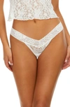 Hanky Panky Cross-dyed Leopard Low-rise Lace Thong In Marshmallow