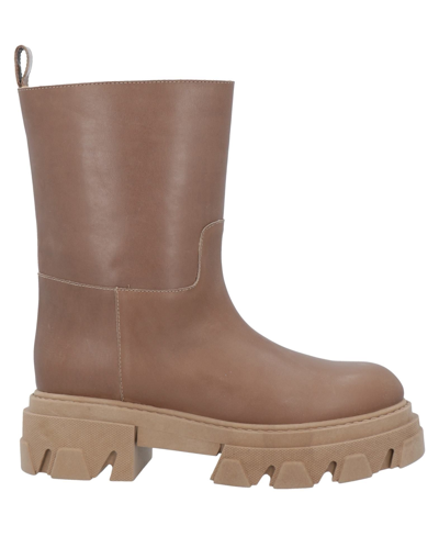 P.a.r.o.s.h Ankle Boots In Beige