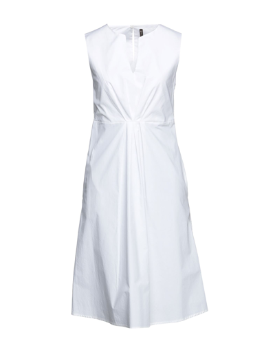 Manila Grace Midi Dresses In White