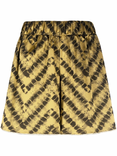Oseree Chevron Print High-waisted Shorts In Gold