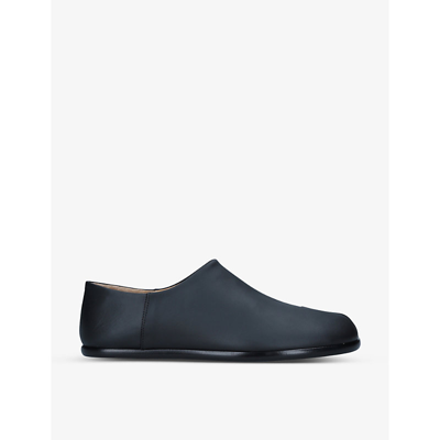 Maison Margiela Tabi Split-toe Satin Flat Shoes In Black