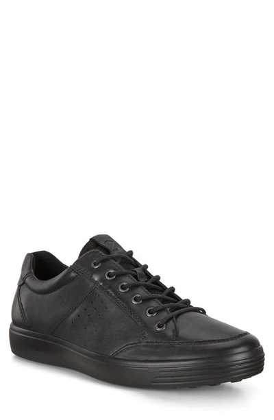 Ecco Soft Classic Low Top Sneaker In Black