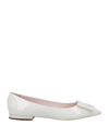 Roger Vivier Ballet Flats In Ivory