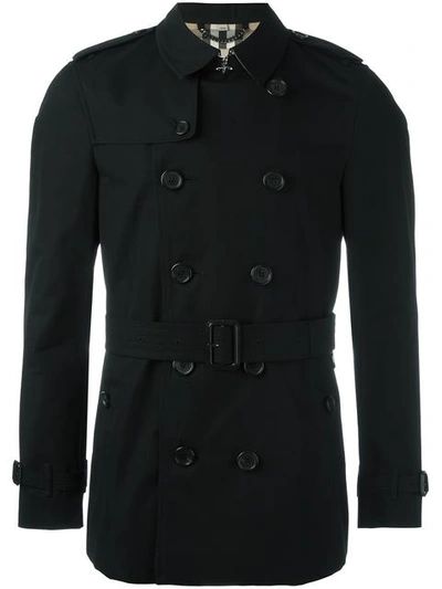 Burberry The Chelsea – Short Trench Coat In Black