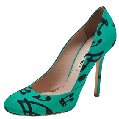 Pre-owned Miu Miu Green/black Printed Fabric Pumps Size 37