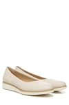 Soul Naturalizer Idea Womens Padded Insole Slip On Ballet Flats In Porcelain