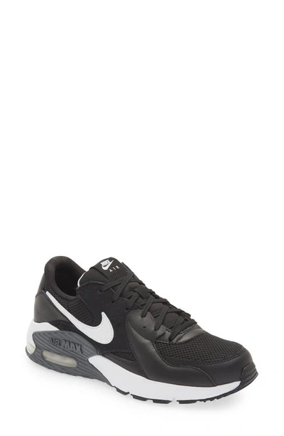 Nike Air Max Excee Sneaker In 001 Black/white