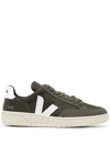 Veja V-12 B-mesh Water Repellent Low Top Sneaker In Grün