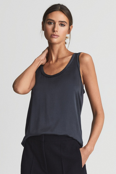 Reiss Riley Round-neck Silk-blend Waistcoat Top In Navy