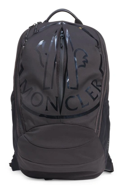 Moncler Men's Cut Zip Logo Backpack In Black